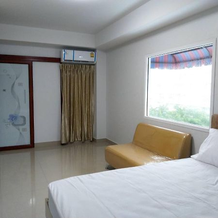 Roseate Bangkok Hotel Bagian luar foto
